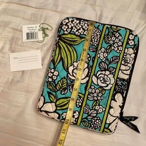 Vera Bradley island blooms floral tablet iPad case